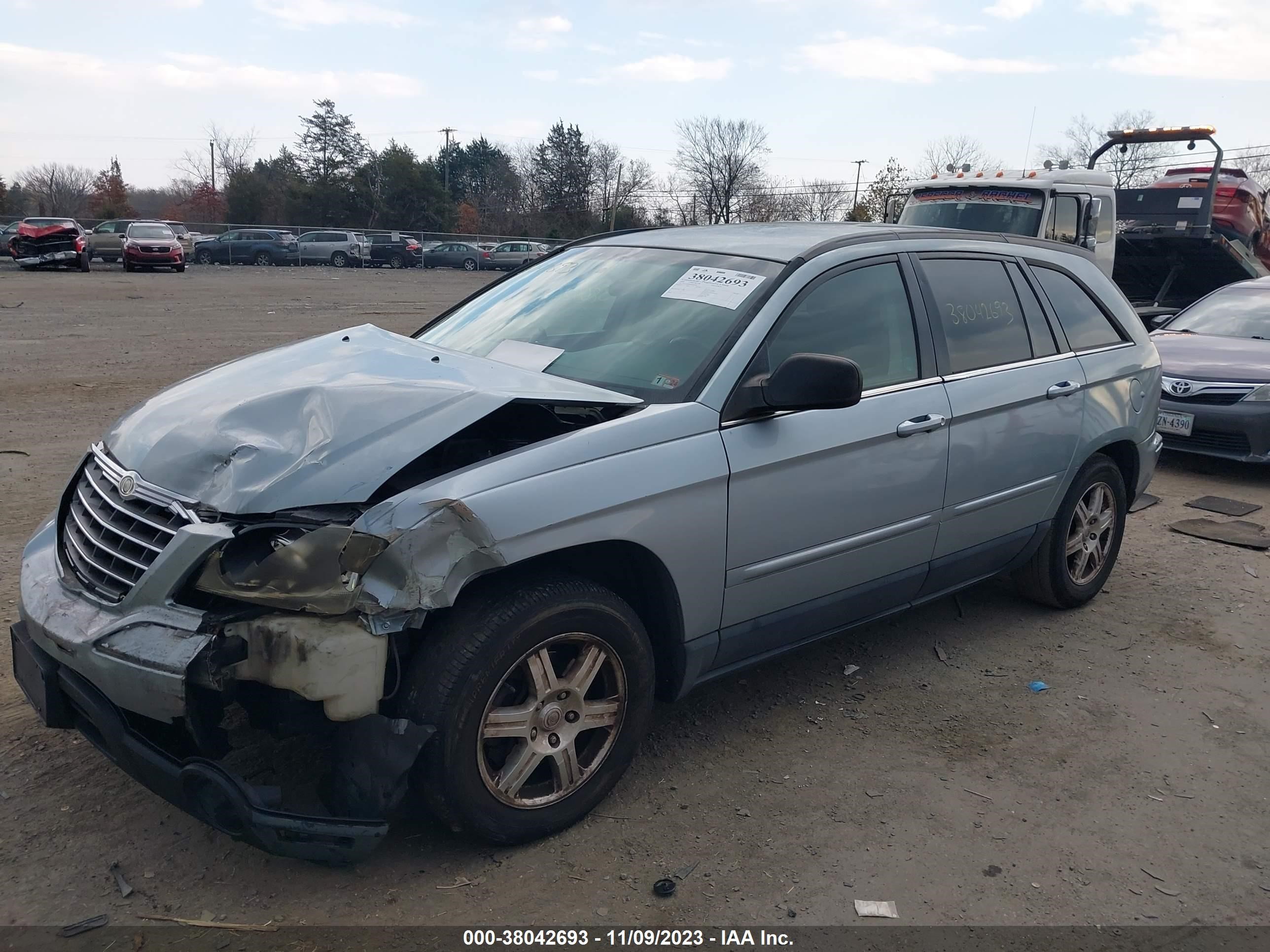 Photo 1 VIN: 2A4GM68486R888289 - CHRYSLER PACIFICA 