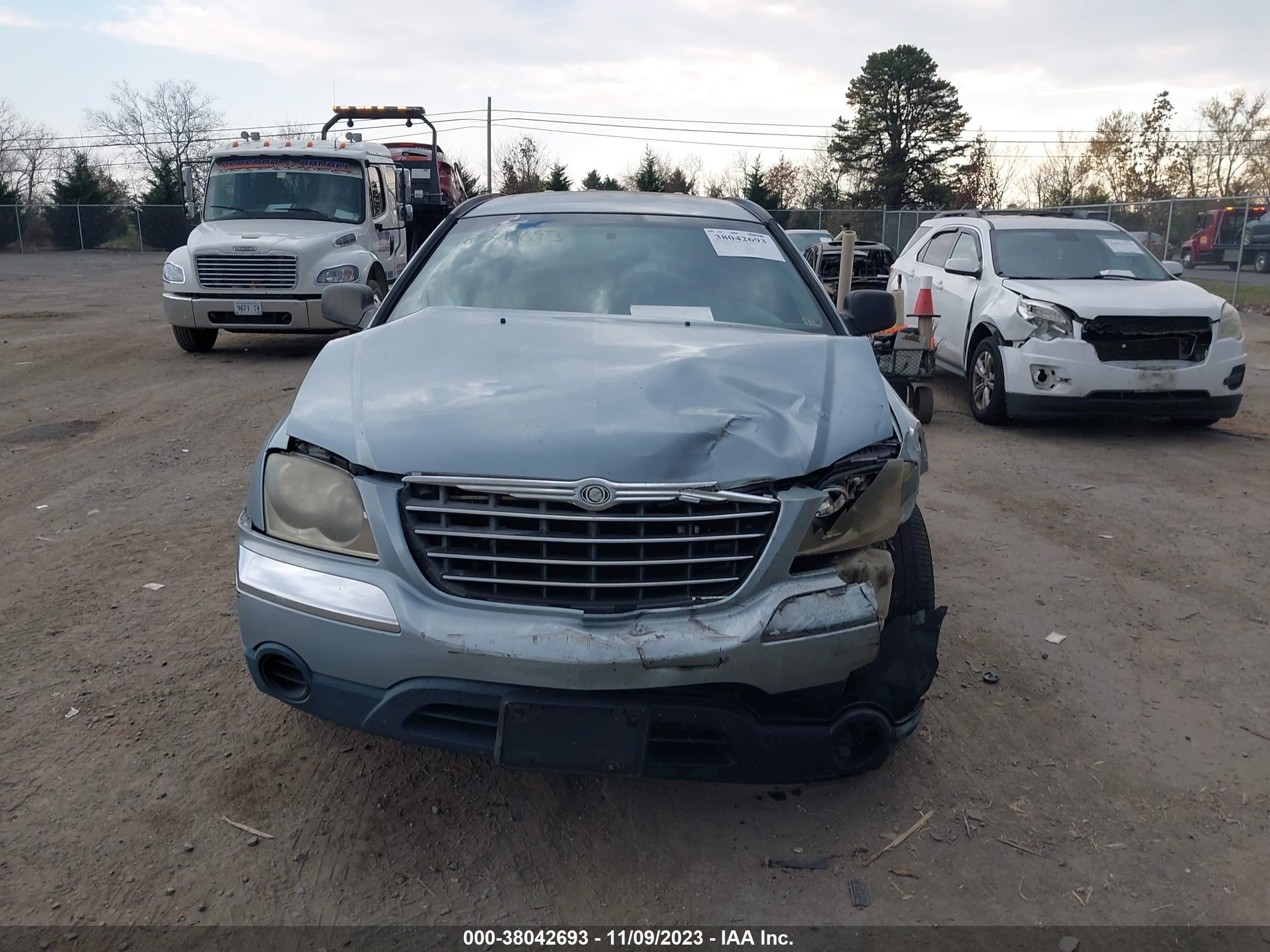 Photo 11 VIN: 2A4GM68486R888289 - CHRYSLER PACIFICA 