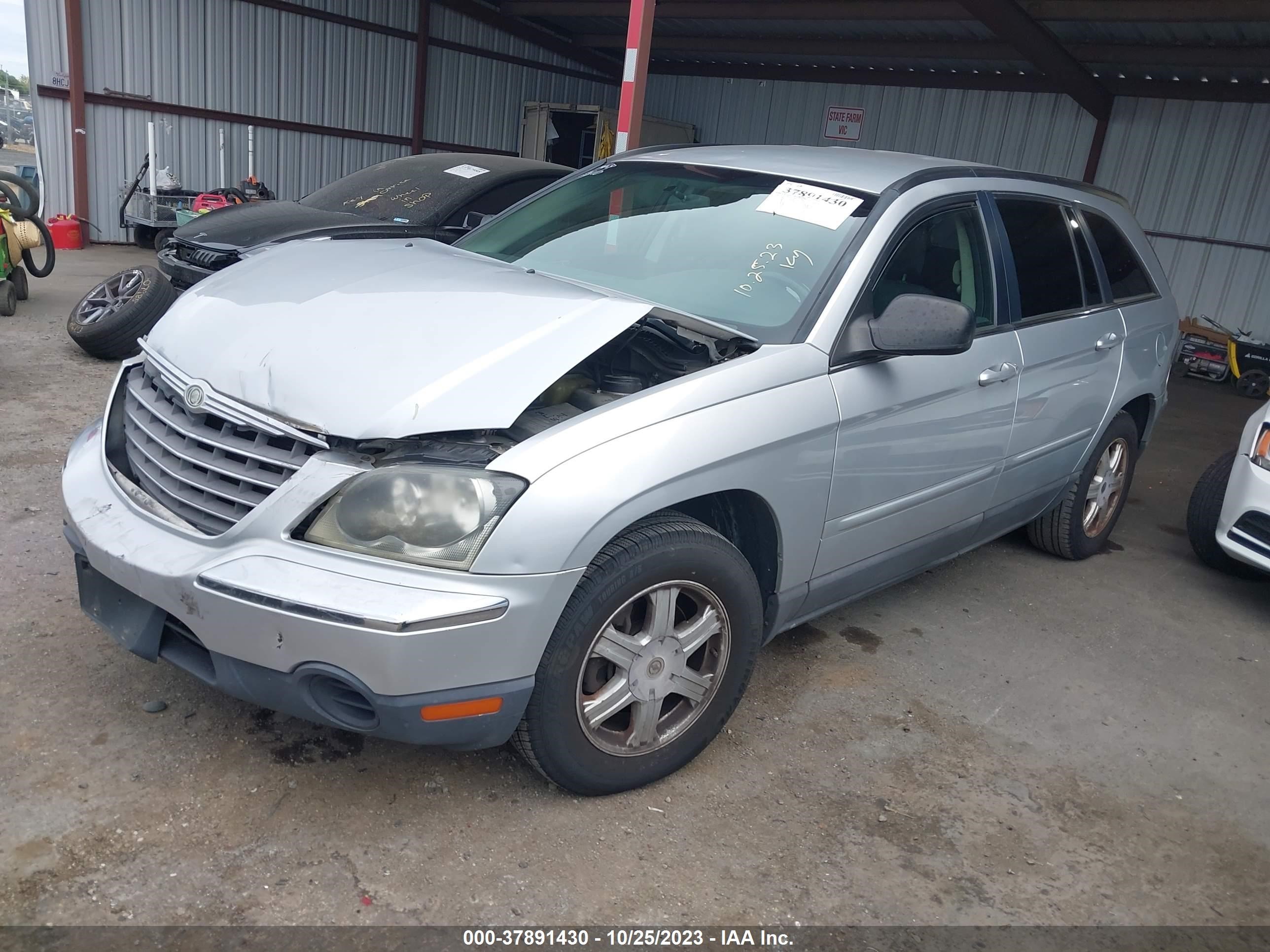 Photo 1 VIN: 2A4GM684X6R787836 - CHRYSLER PACIFICA 