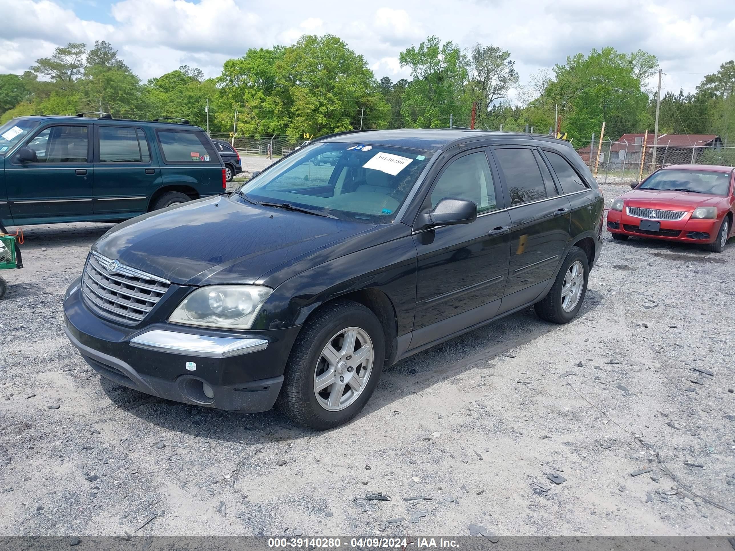 Photo 1 VIN: 2A4GM684X6R923642 - CHRYSLER PACIFICA 