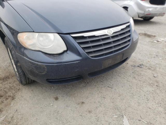 Photo 8 VIN: 2A4GP44R17R190251 - CHRYSLER TOWN &AMP COU 