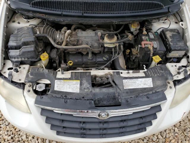 Photo 11 VIN: 2A4GP44R46R808242 - CHRYSLER TOWN & COU 