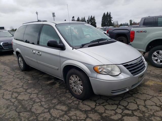 Photo 3 VIN: 2A4GP44R56R882138 - CHRYSLER MINIVAN 