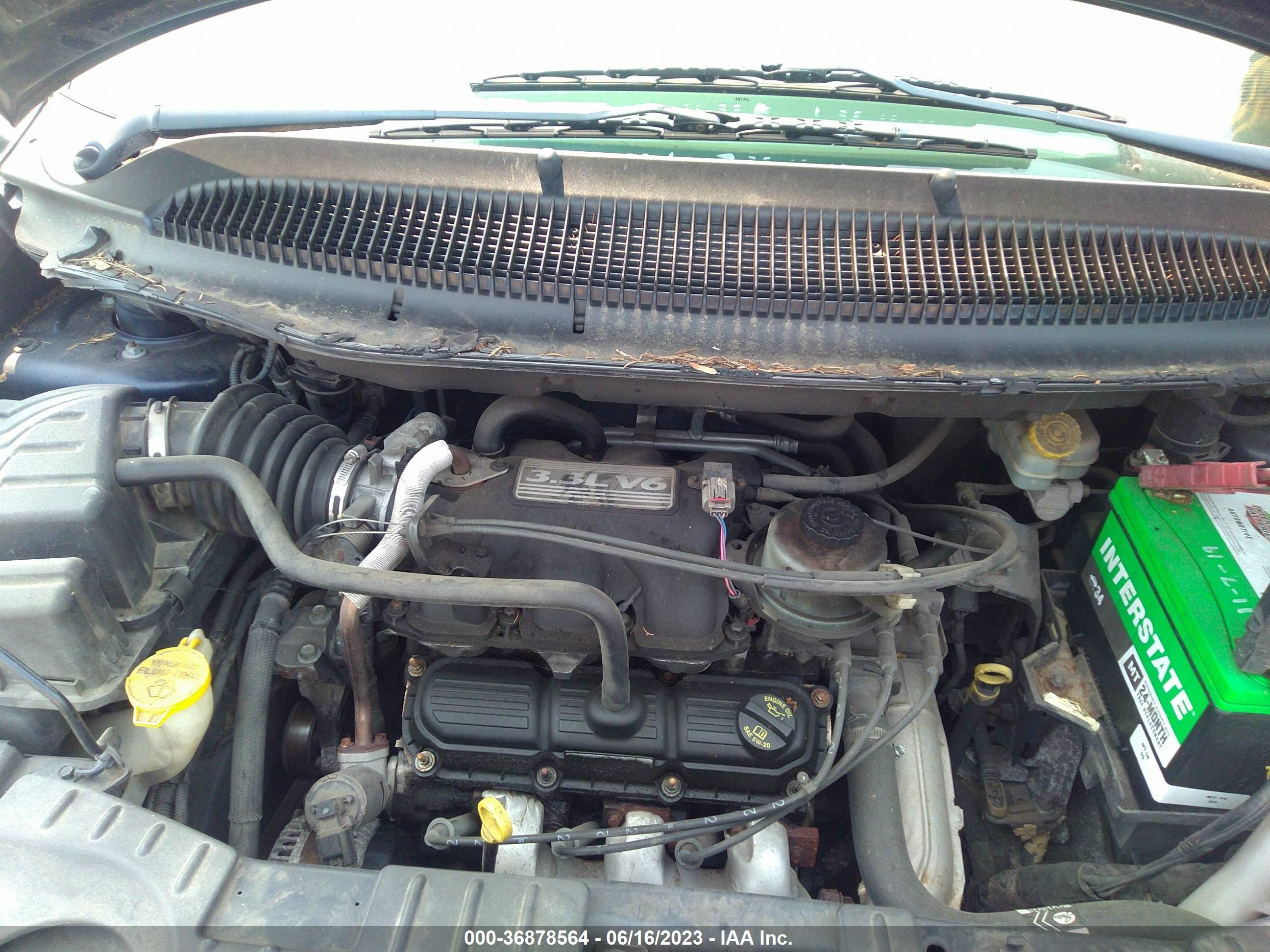 Photo 9 VIN: 2A4GP44R67R301571 - CHRYSLER TOWN & COUNTRY 