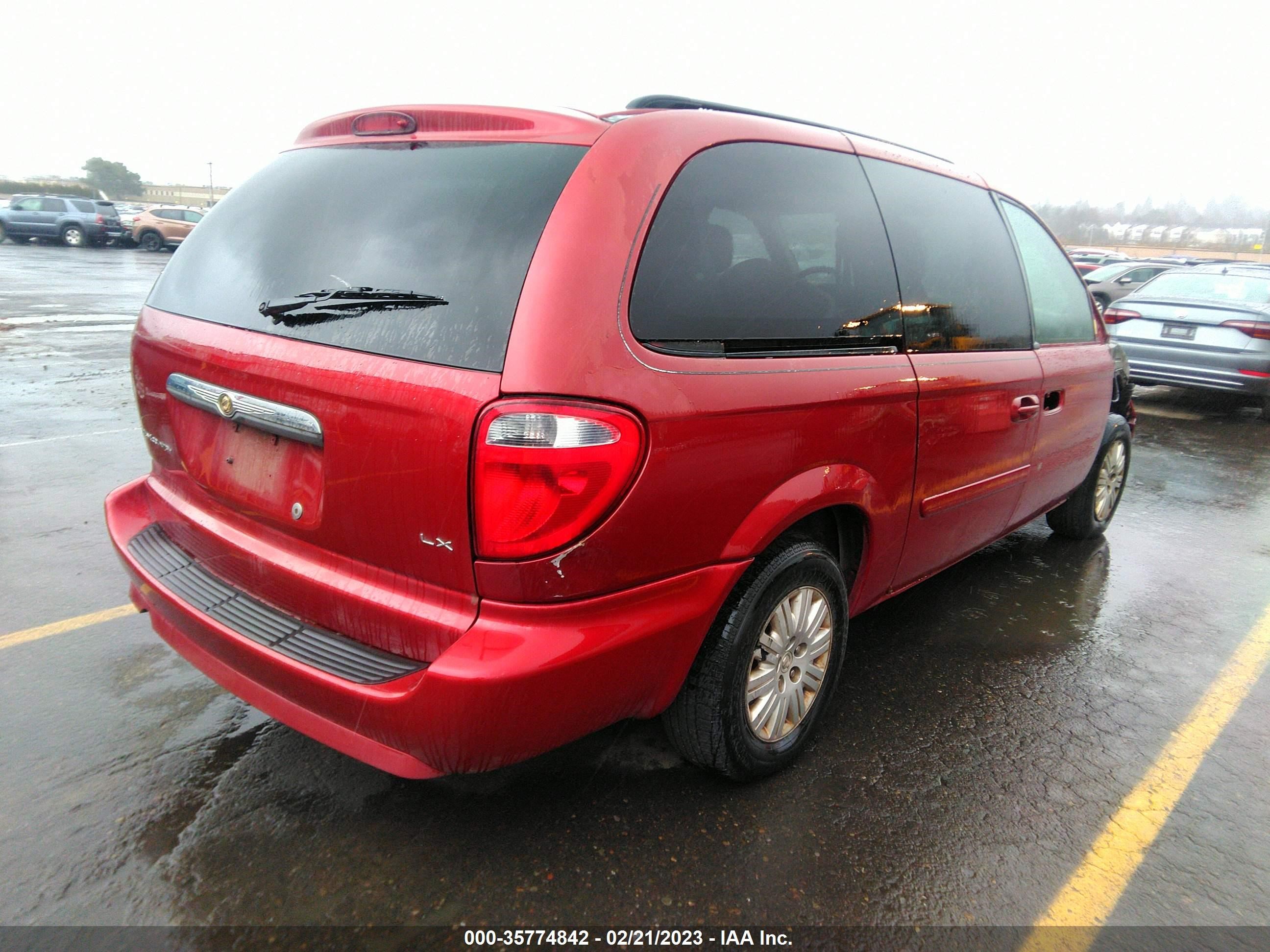 Photo 3 VIN: 2A4GP44R87R190506 - CHRYSLER TOWN & COUNTRY 