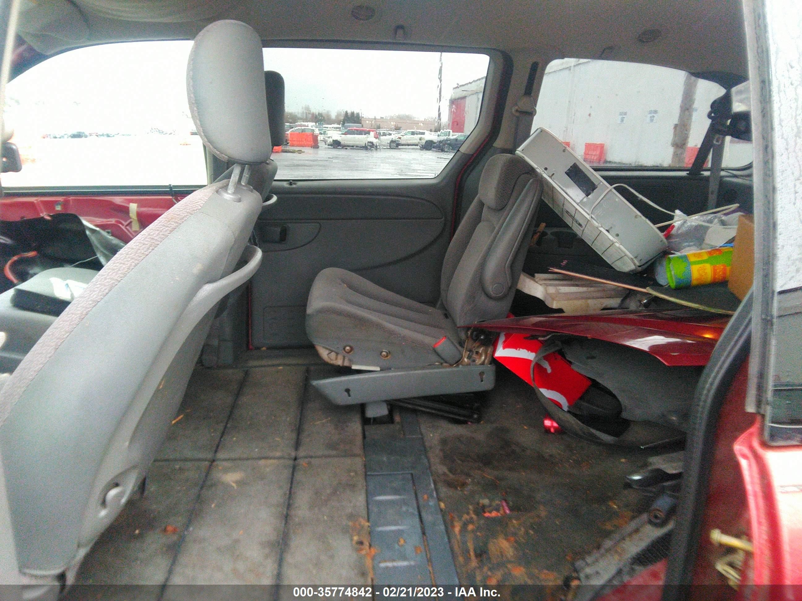 Photo 7 VIN: 2A4GP44R87R190506 - CHRYSLER TOWN & COUNTRY 