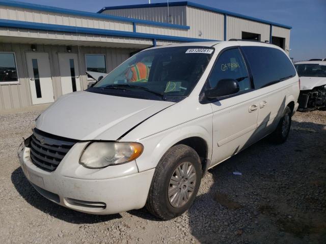 Photo 1 VIN: 2A4GP44R97R190885 - CHRYSLER TOWN &AMP COU 