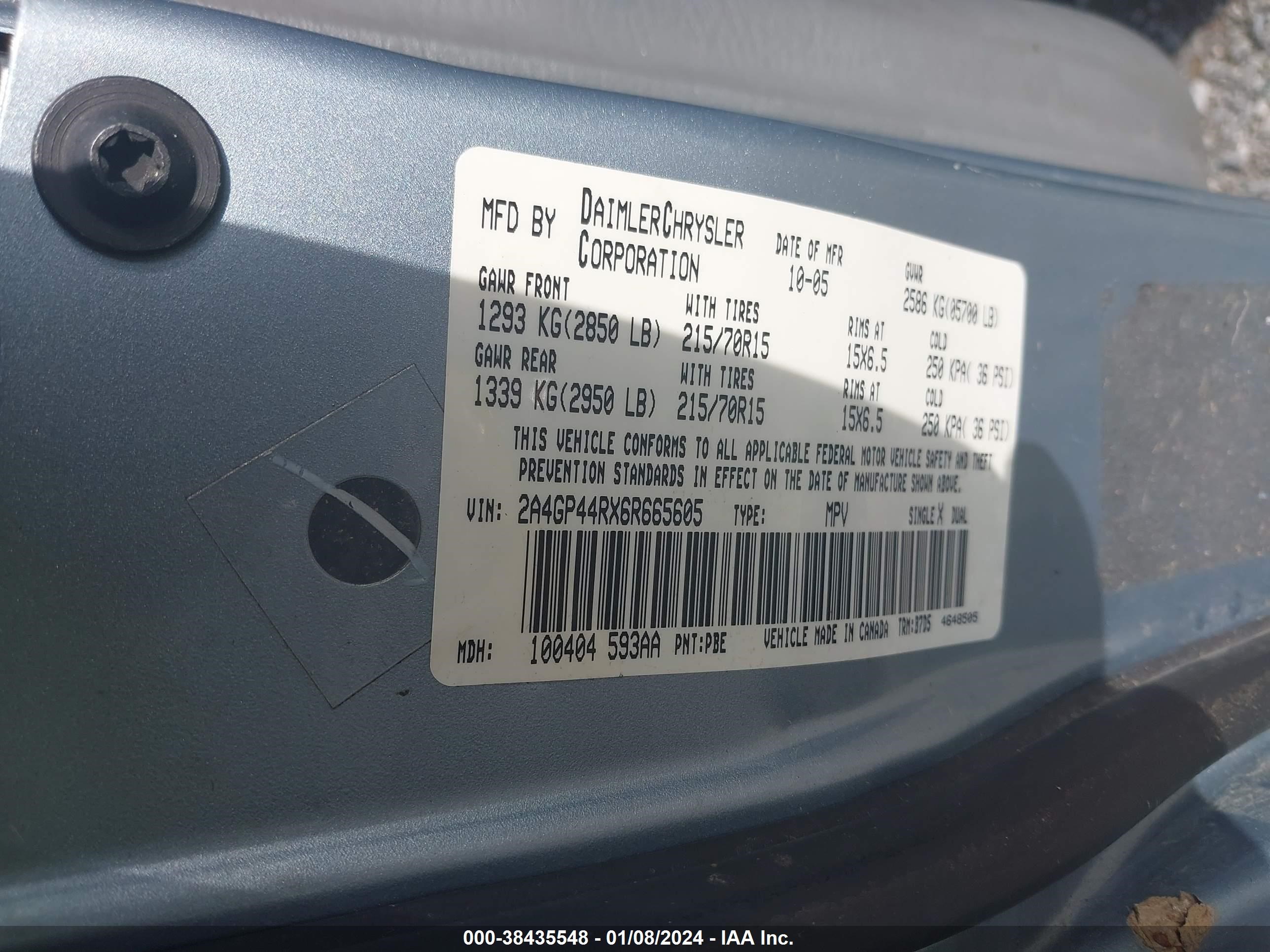 Photo 8 VIN: 2A4GP44RX6R665605 - CHRYSLER TOWN & COUNTRY 