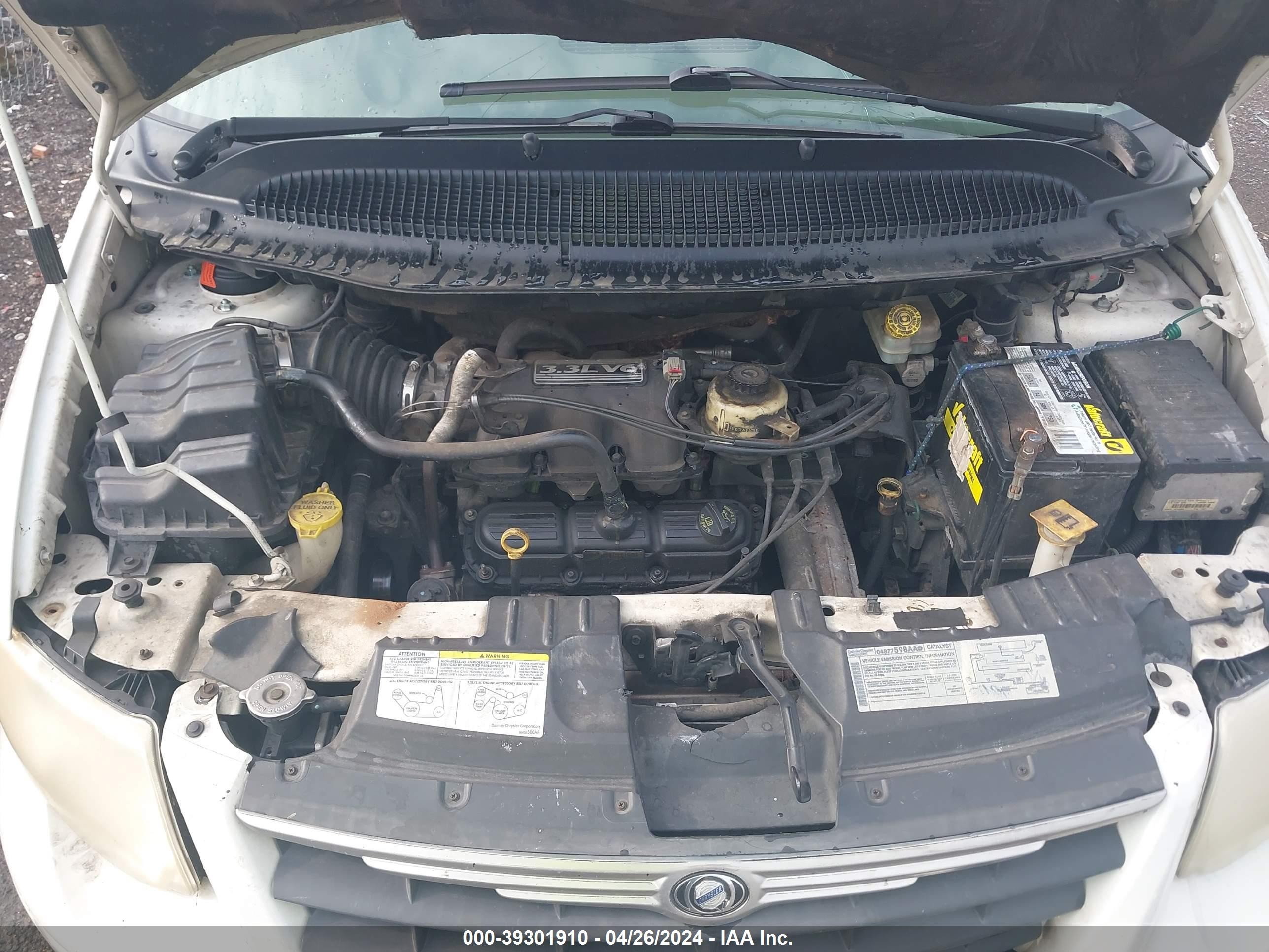 Photo 9 VIN: 2A4GP44RX7R147432 - CHRYSLER TOWN & COUNTRY 