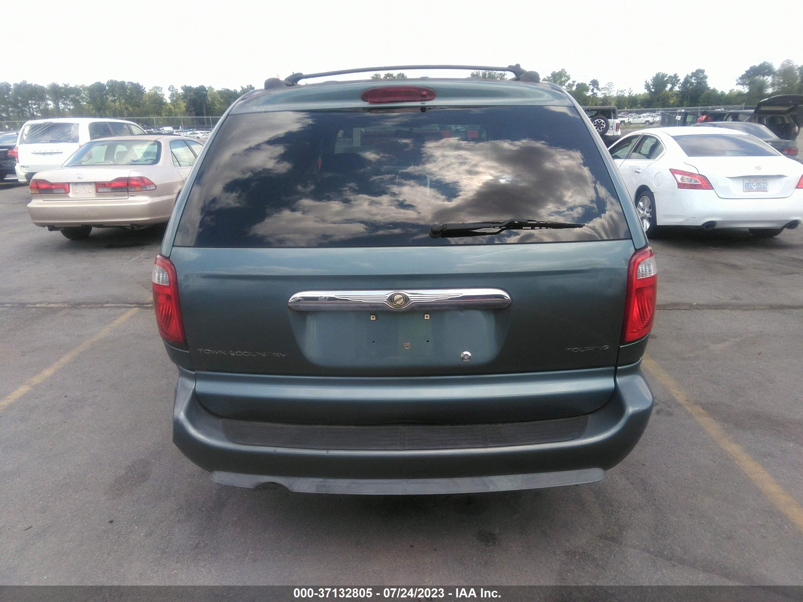 Photo 15 VIN: 2A4GP54L06R671916 - CHRYSLER TOWN & COUNTRY 