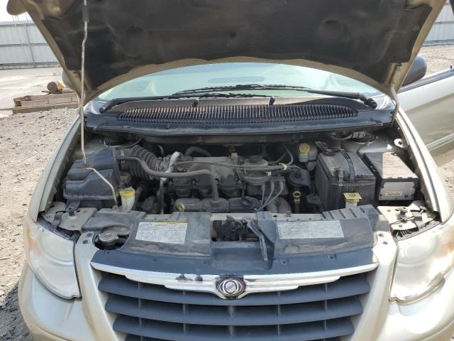 Photo 11 VIN: 2A4GP54L07R124310 - CHRYSLER TOWN & COU 