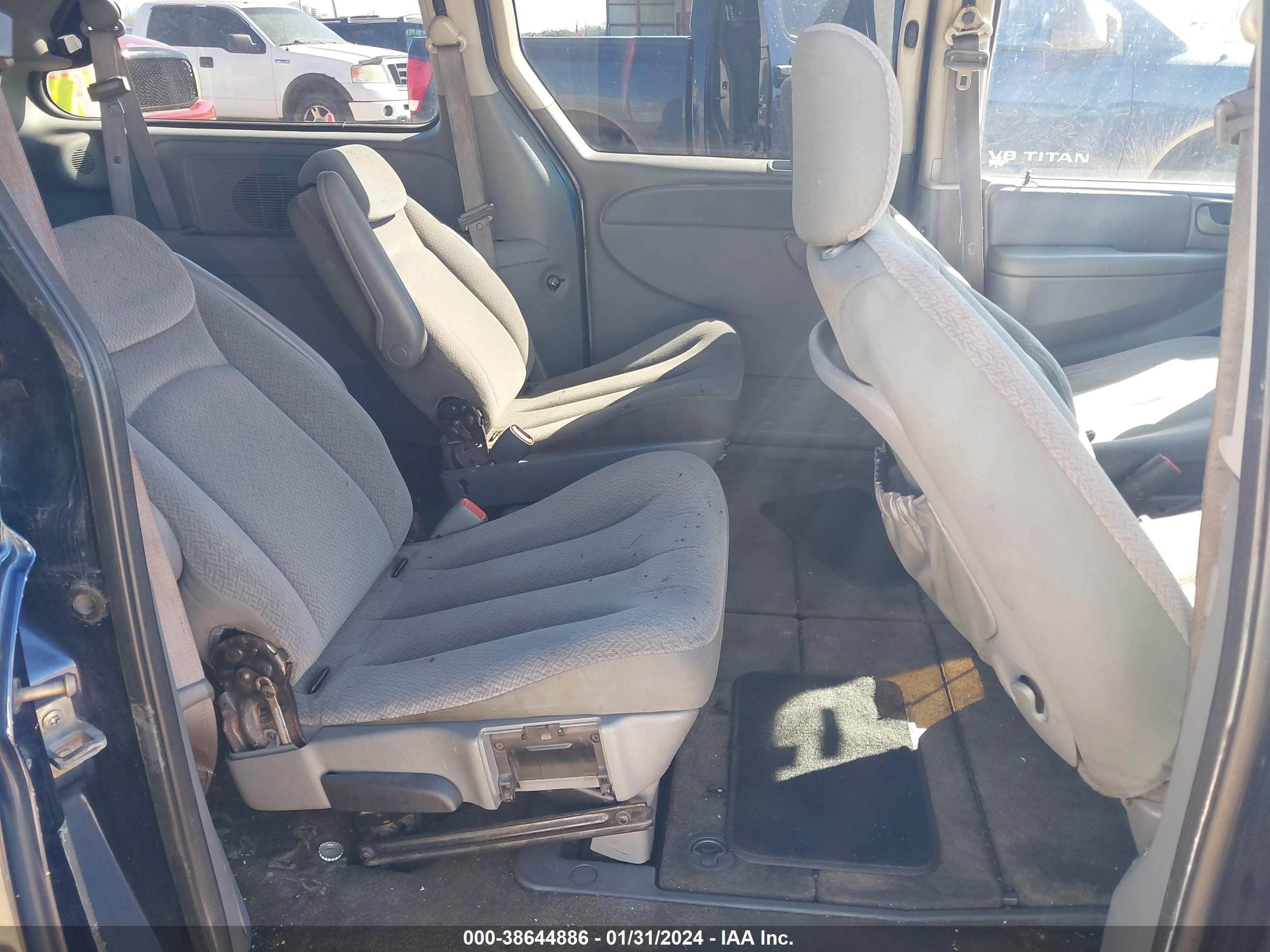 Photo 7 VIN: 2A4GP54L16R852720 - CHRYSLER TOWN & COUNTRY 