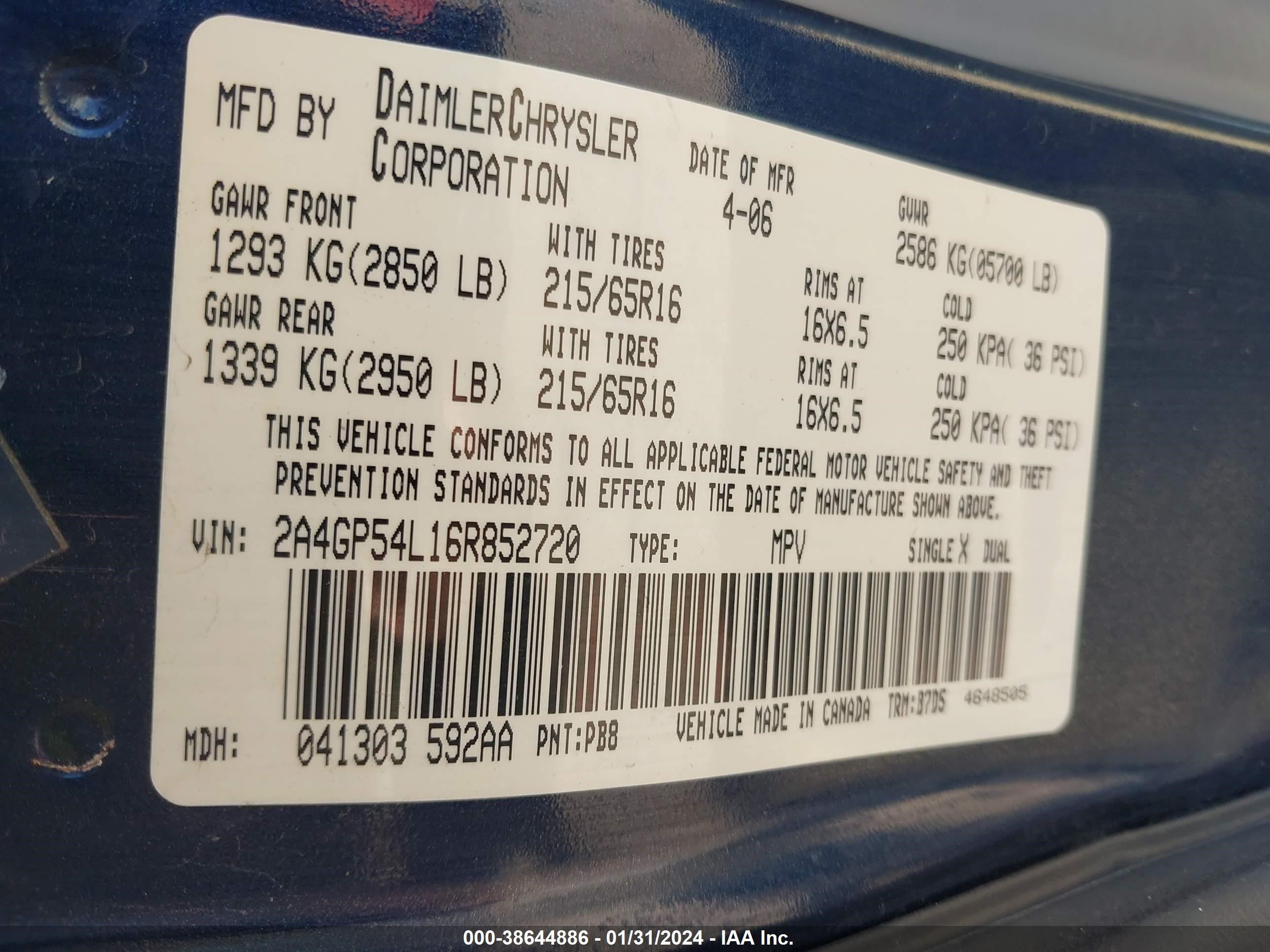 Photo 8 VIN: 2A4GP54L16R852720 - CHRYSLER TOWN & COUNTRY 