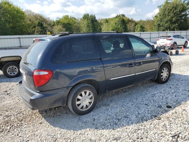 Photo 2 VIN: 2A4GP54L17R304928 - CHRYSLER TOWN & COU 