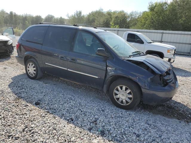 Photo 3 VIN: 2A4GP54L17R304928 - CHRYSLER TOWN & COU 