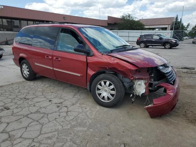 Photo 3 VIN: 2A4GP54L26R751704 - CHRYSLER TOWN & COU 