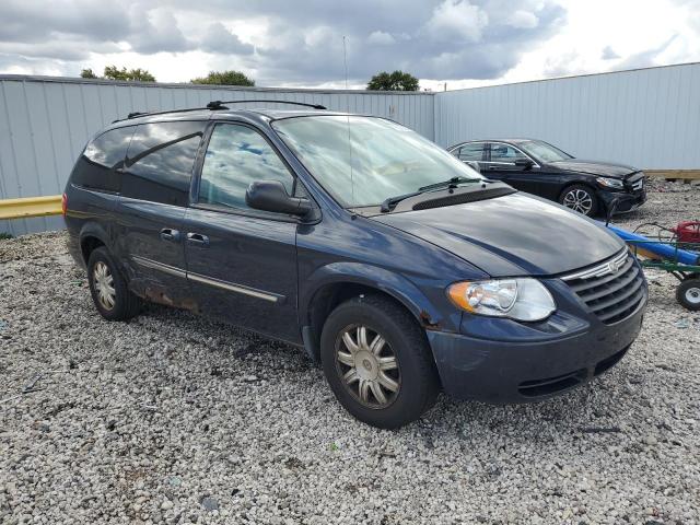 Photo 3 VIN: 2A4GP54L27R262611 - CHRYSLER TOWN & COU 