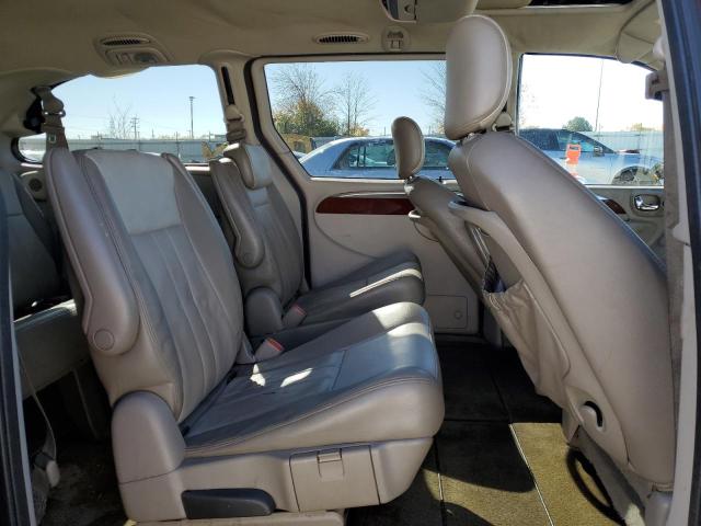 Photo 10 VIN: 2A4GP54L37R216933 - CHRYSLER TOWN & COU 