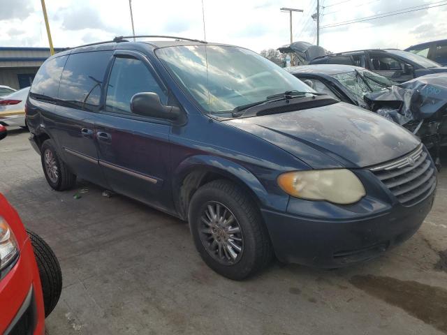 Photo 3 VIN: 2A4GP54L47R184557 - CHRYSLER TOWN & COU 