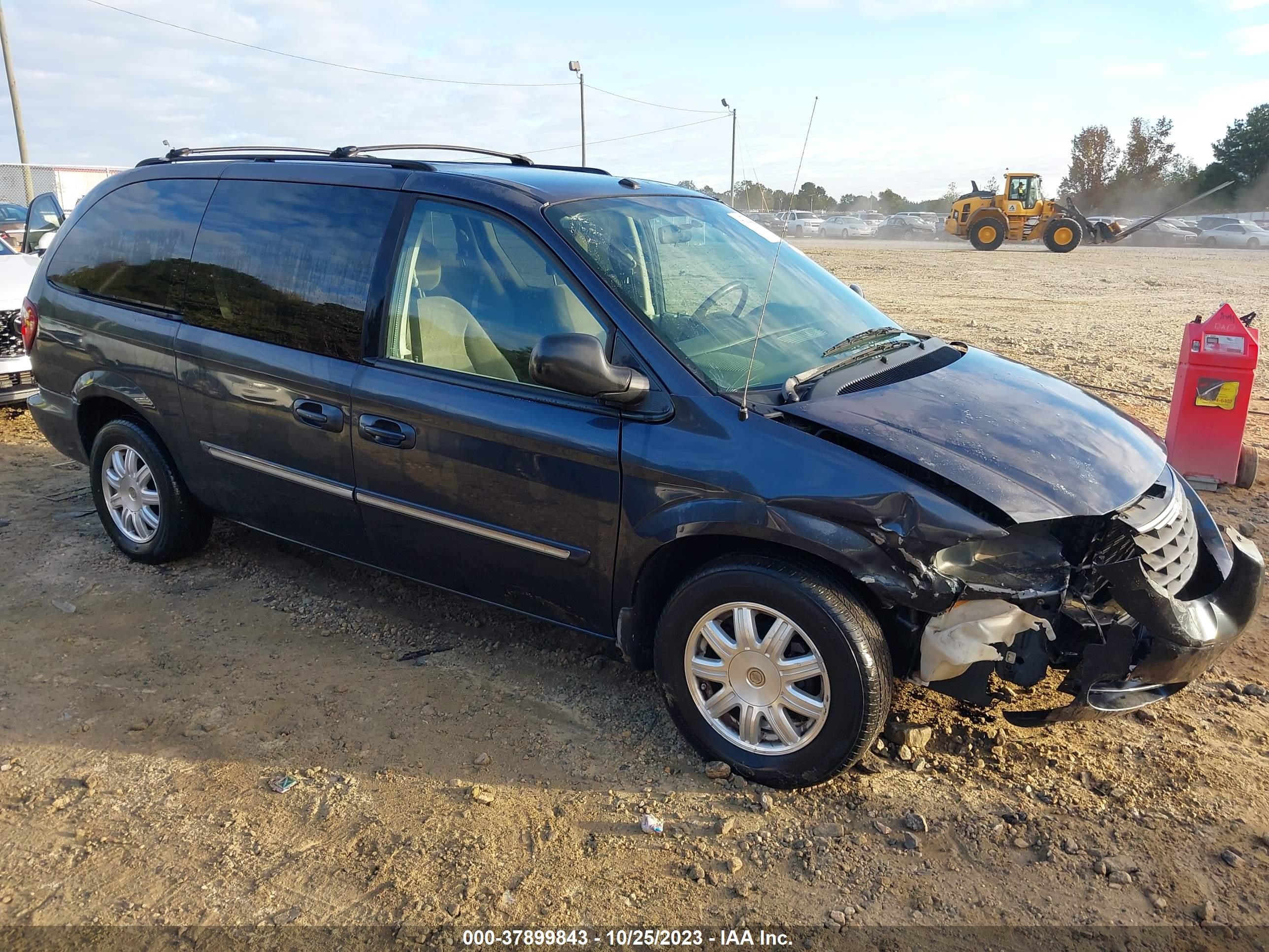 Photo 12 VIN: 2A4GP54L57R230655 - CHRYSLER TOWN & COUNTRY 