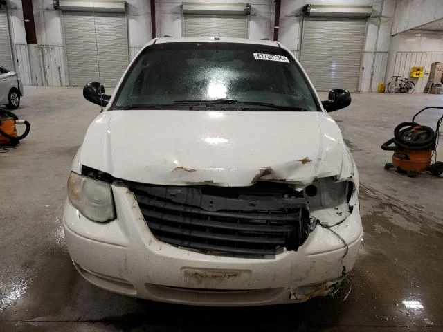 Photo 4 VIN: 2A4GP54L66R904892 - CHRYSLER TOWN & COU 