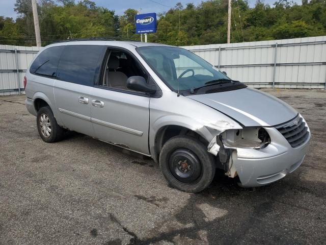 Photo 3 VIN: 2A4GP54L67R156503 - CHRYSLER TOWN & COU 