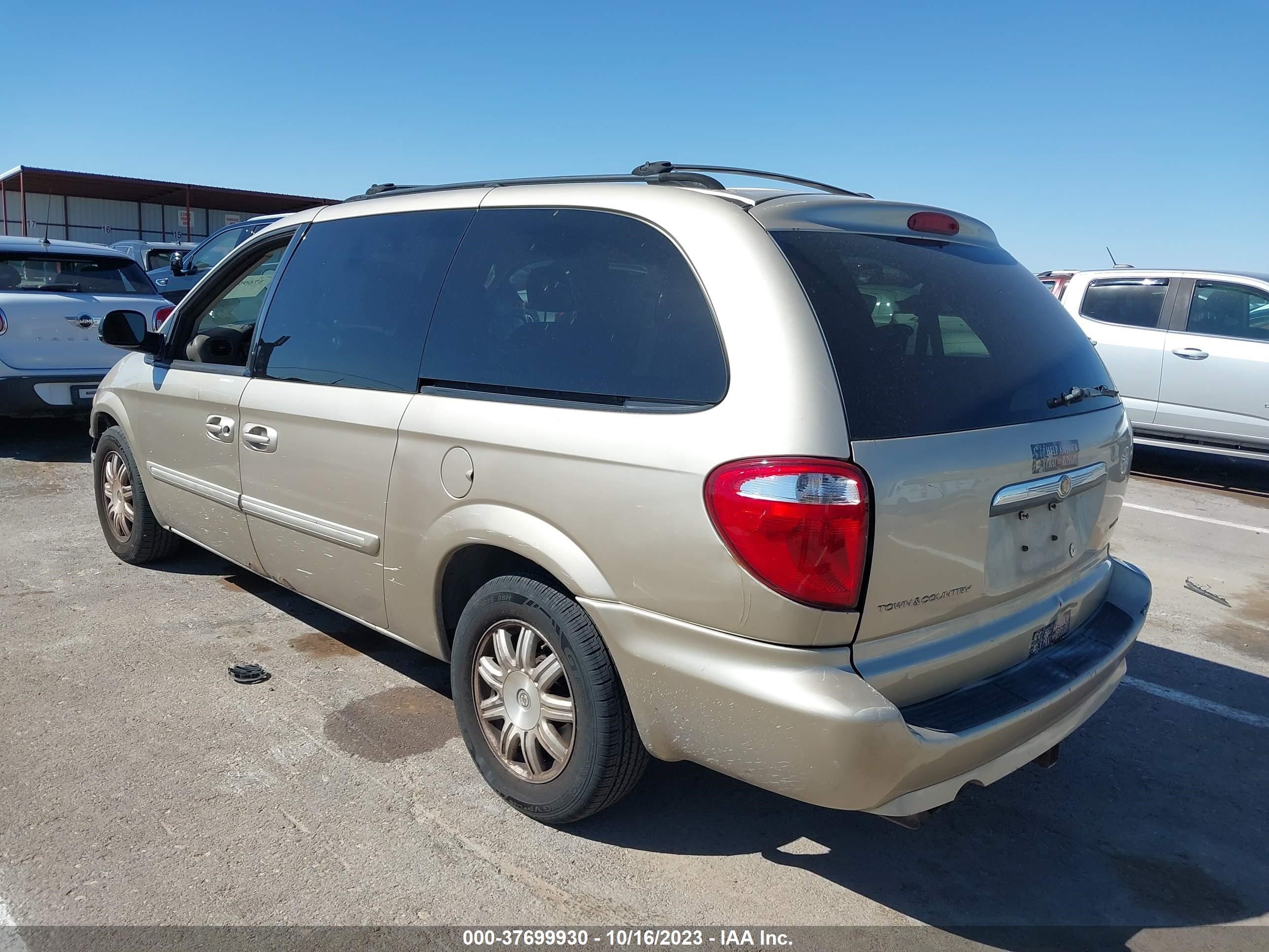 Photo 2 VIN: 2A4GP54L87R259101 - CHRYSLER TOWN & COUNTRY 