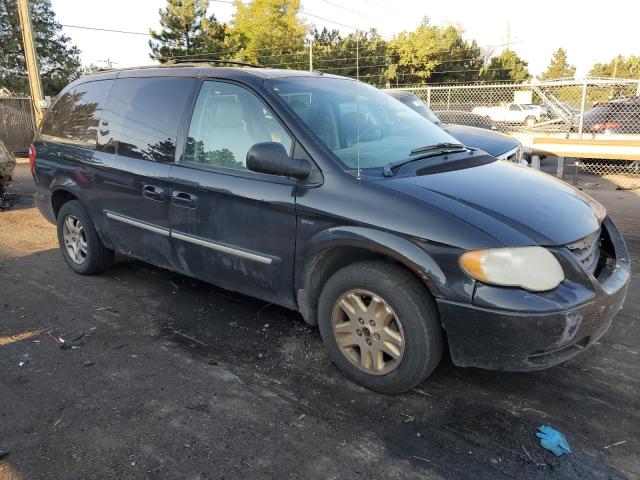 Photo 3 VIN: 2A4GP54L97R273668 - CHRYSLER TOWN AND C 