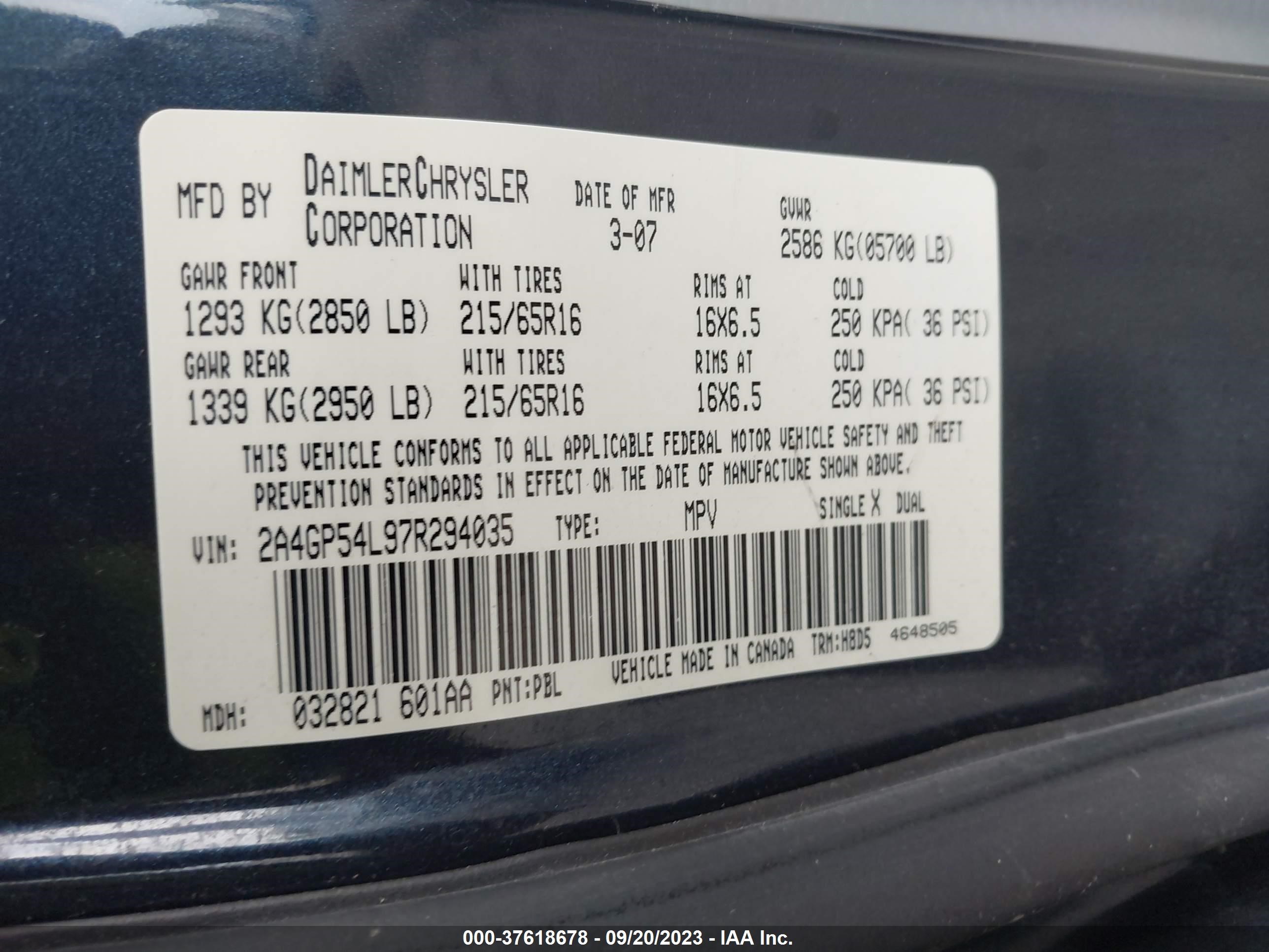 Photo 8 VIN: 2A4GP54L97R294035 - CHRYSLER TOWN & COUNTRY 