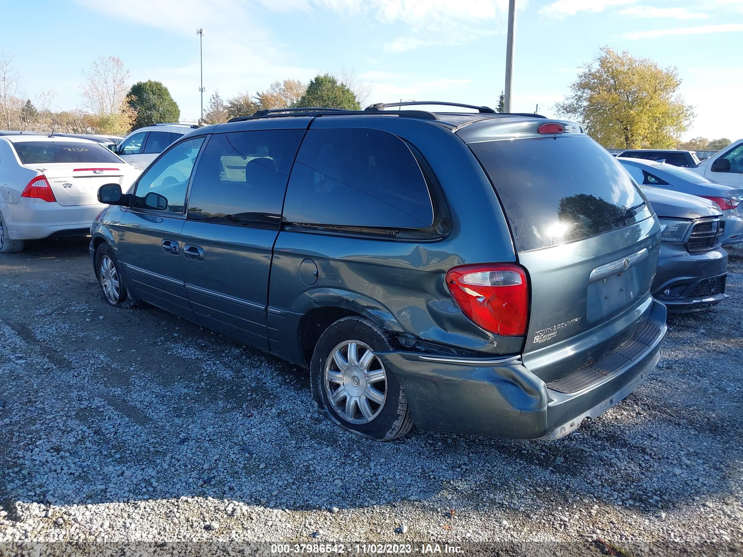 Photo 2 VIN: 2A4GP54LX6R844485 - CHRYSLER TOWN & COUNTRY 