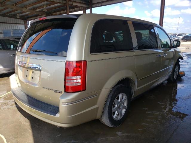 Photo 3 VIN: 2A4RR2D10AR441740 - CHRYSLER TOWN &AMP COU 