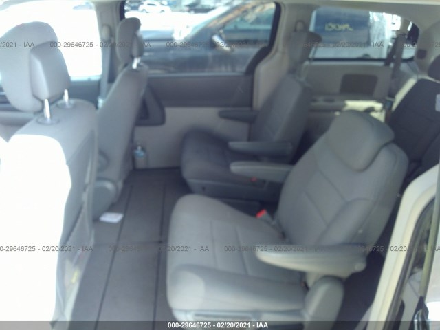 Photo 7 VIN: 2A4RR2D11AR356986 - CHRYSLER TOWN & COUNTRY 