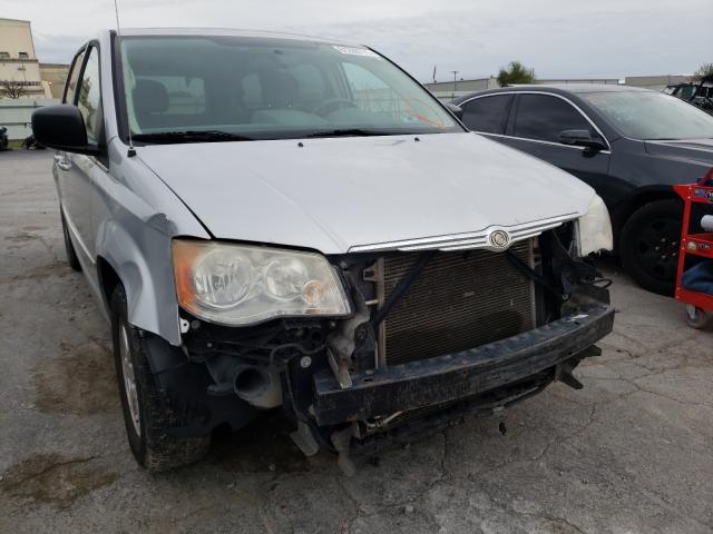 Photo 8 VIN: 2A4RR2D11AR392130 - CHRYSLER TOWN &AMP COU 