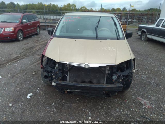 Photo 5 VIN: 2A4RR2D11AR439026 - CHRYSLER TOWN & COUNTRY 