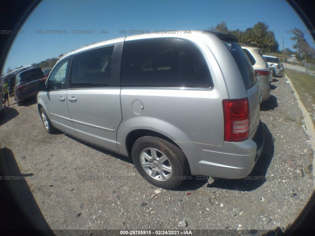 Photo 2 VIN: 2A4RR2D12AR422400 - CHRYSLER TOWN & COUNTRY 