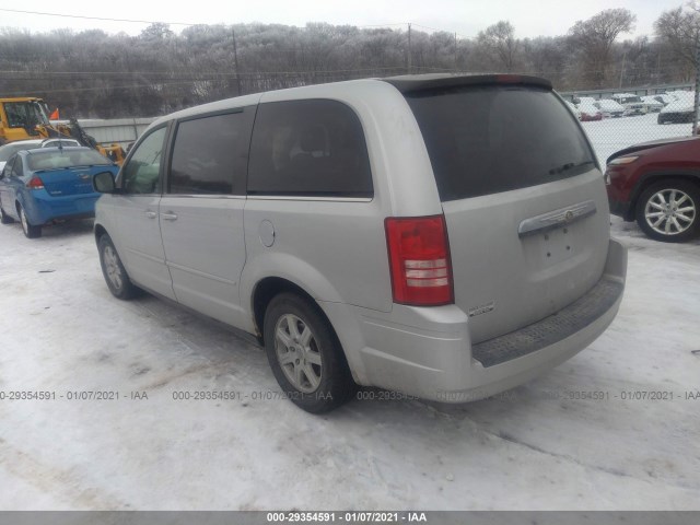 Photo 2 VIN: 2A4RR2D14AR321746 - CHRYSLER TOWN & COUNTRY 