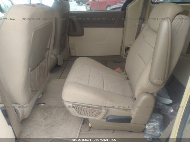 Photo 7 VIN: 2A4RR2D14AR321746 - CHRYSLER TOWN & COUNTRY 