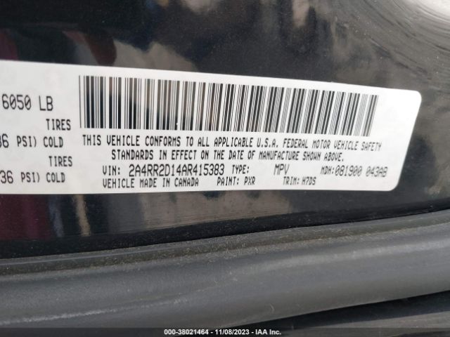 Photo 8 VIN: 2A4RR2D14AR415383 - CHRYSLER TOWN & COUNTRY 