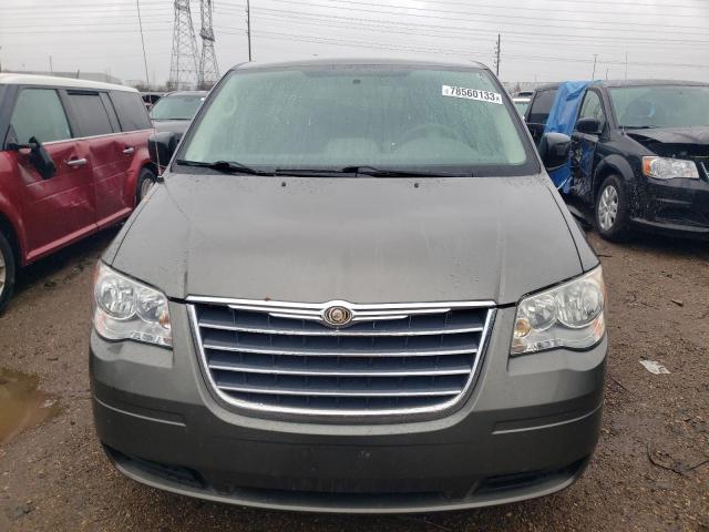 Photo 4 VIN: 2A4RR2D14AR448643 - CHRYSLER MINIVAN 