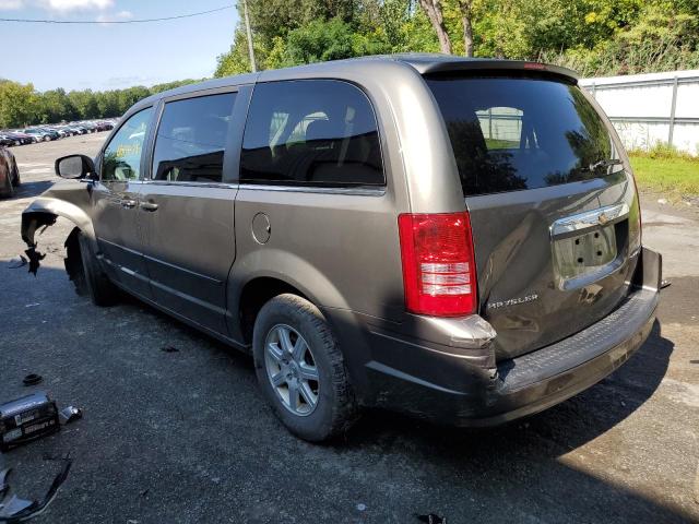 Photo 1 VIN: 2A4RR2D15AR334070 - CHRYSLER TOWN & COU 