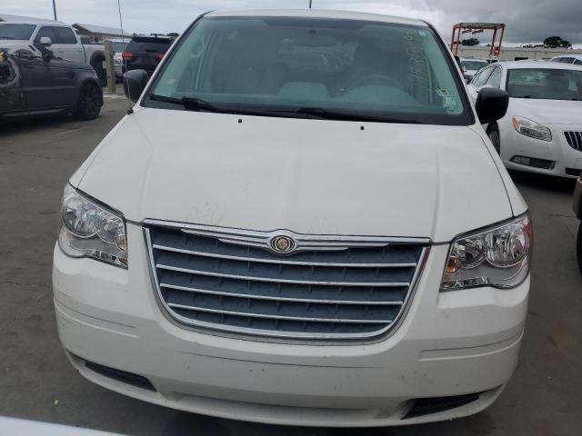 Photo 4 VIN: 2A4RR2D15AR376738 - CHRYSLER TOWN & COU 