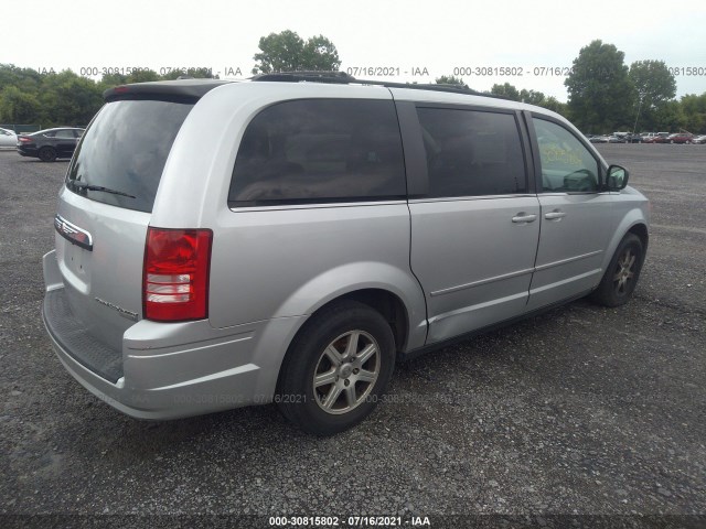 Photo 3 VIN: 2A4RR2D15AR464026 - CHRYSLER TOWN & COUNTRY 