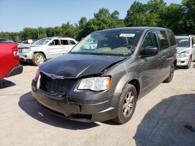 Photo 1 VIN: 2A4RR2D17AR338363 - CHRYSLER TOWN &AMP COU 