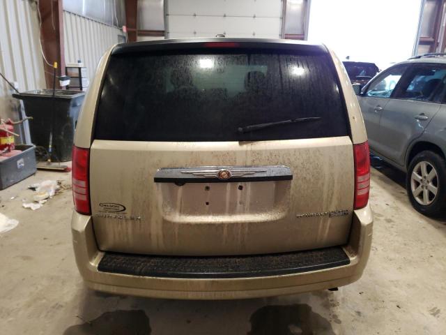 Photo 5 VIN: 2A4RR2D17AR357205 - CHRYSLER TOWN & COU 