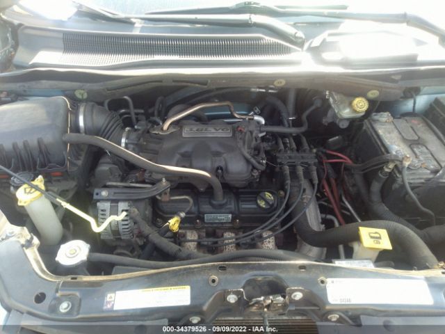 Photo 9 VIN: 2A4RR2D17AR421663 - CHRYSLER TOWN & COUNTRY 