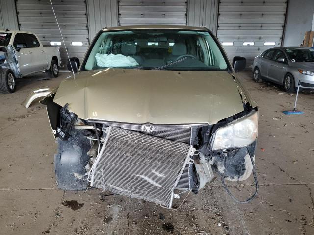 Photo 4 VIN: 2A4RR2D19AR351776 - CHRYSLER MINIVAN 