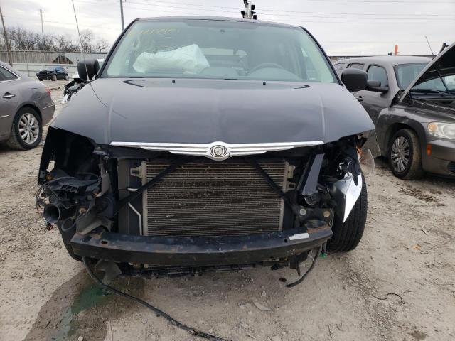 Photo 8 VIN: 2A4RR2D19AR365807 - CHRYSLER TOWN &AMP COU 