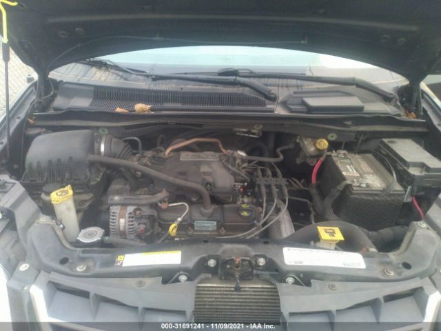 Photo 9 VIN: 2A4RR2D19AR456303 - CHRYSLER TOWN & COUNTRY 