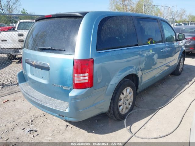 Photo 3 VIN: 2A4RR4DE0AR116939 - CHRYSLER TOWN & COUNTRY 