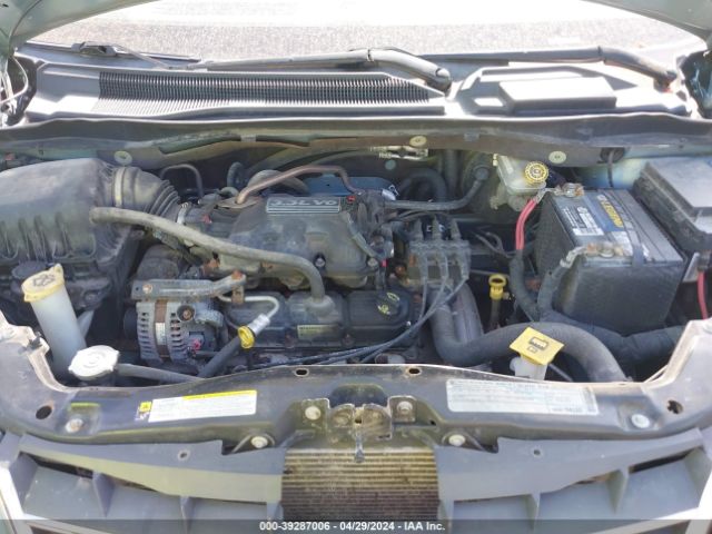 Photo 9 VIN: 2A4RR4DE0AR116939 - CHRYSLER TOWN & COUNTRY 